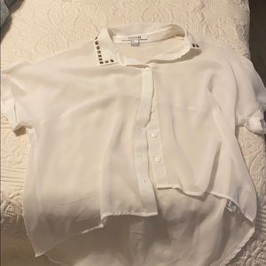 Cream flowy shirt